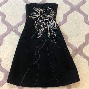 White House Black Market strapless dress size 0